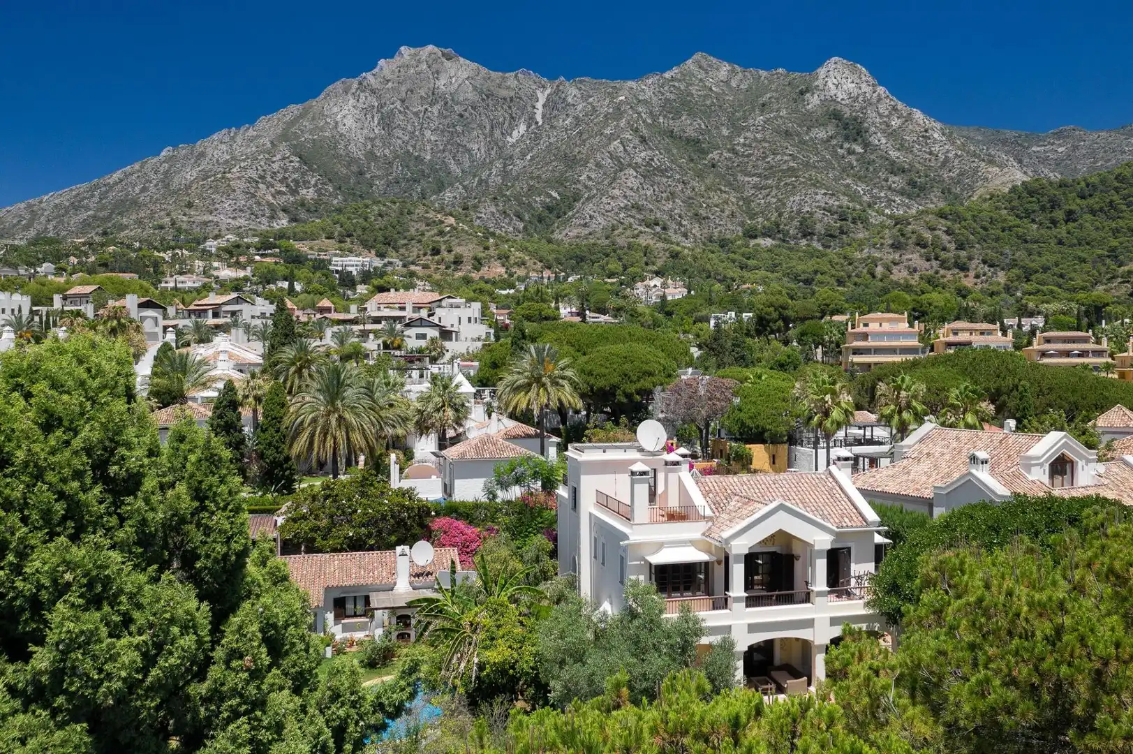 Villa mit Pool zur Miete in C/ Montemayor, Casa Mayor Sierra Blanca, imagen 6