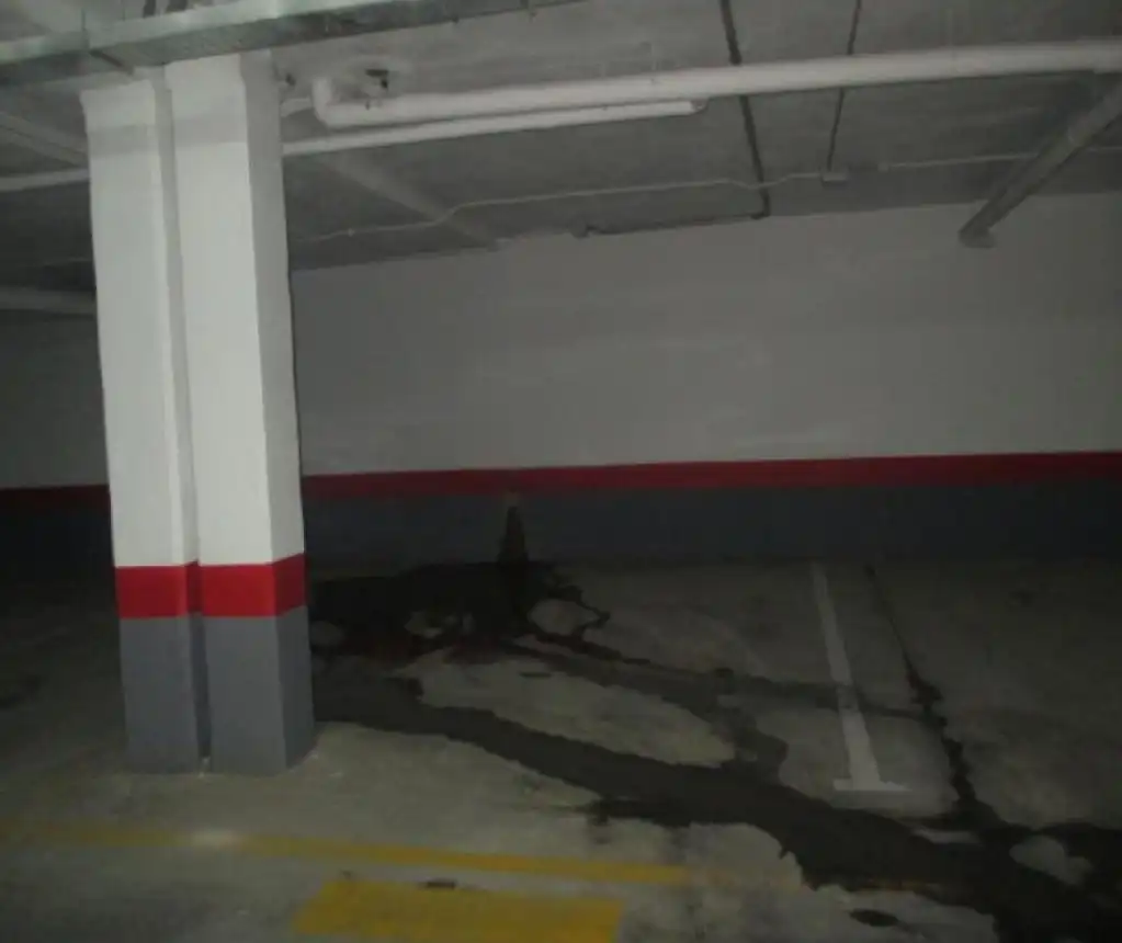Parkplatz von Garage zum Verkauf in Rota