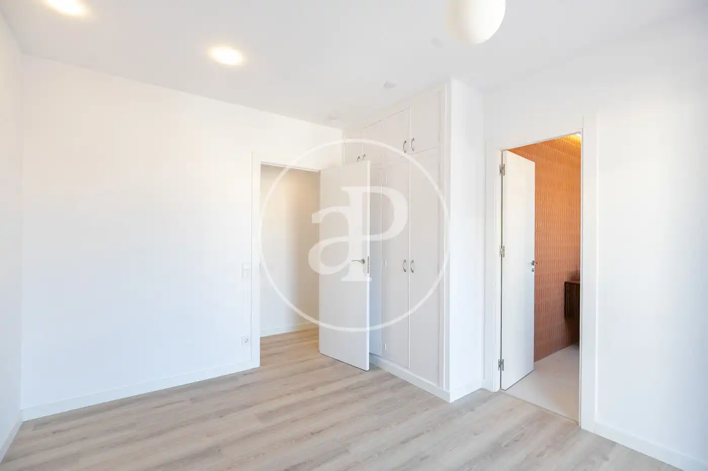 Habitación de Ático en venta en Barcelona con Aire acondicionado, Calefacción y Terraza