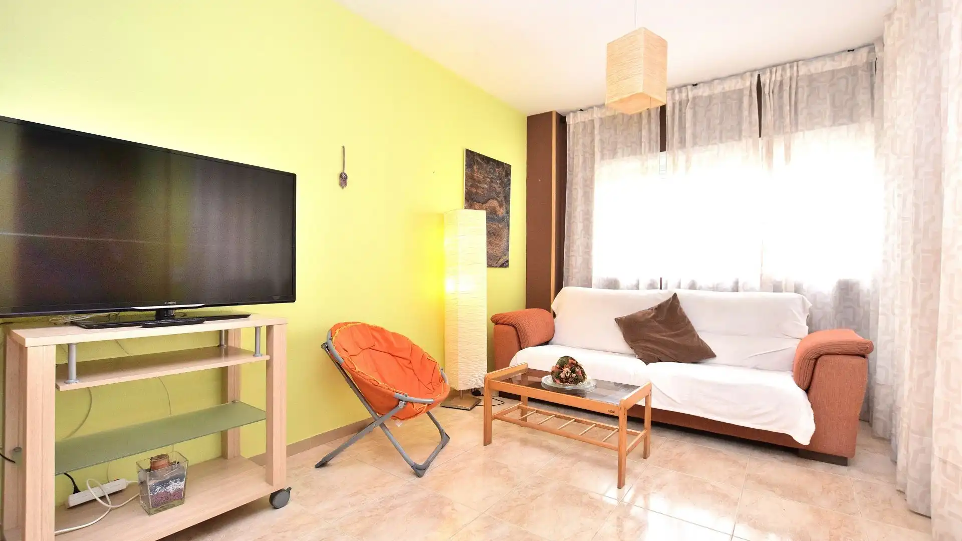 Sala de estar de Dúplex en venta en Salou con Aire acondicionado, Calefacción y Amueblado