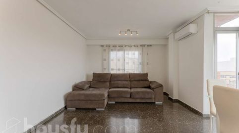 Foto 3 de Piso de alquiler en Plaza Antic Regne de València, ., Aldaia, Valencia