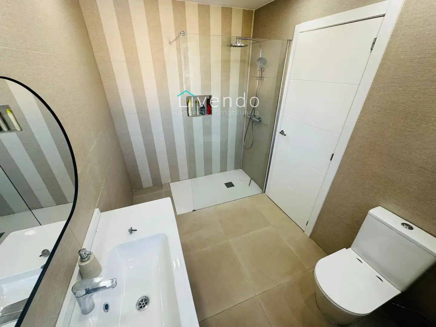 Baño de Casa o chalet en venta en Chiclana de la Frontera con Piscina y Alarma