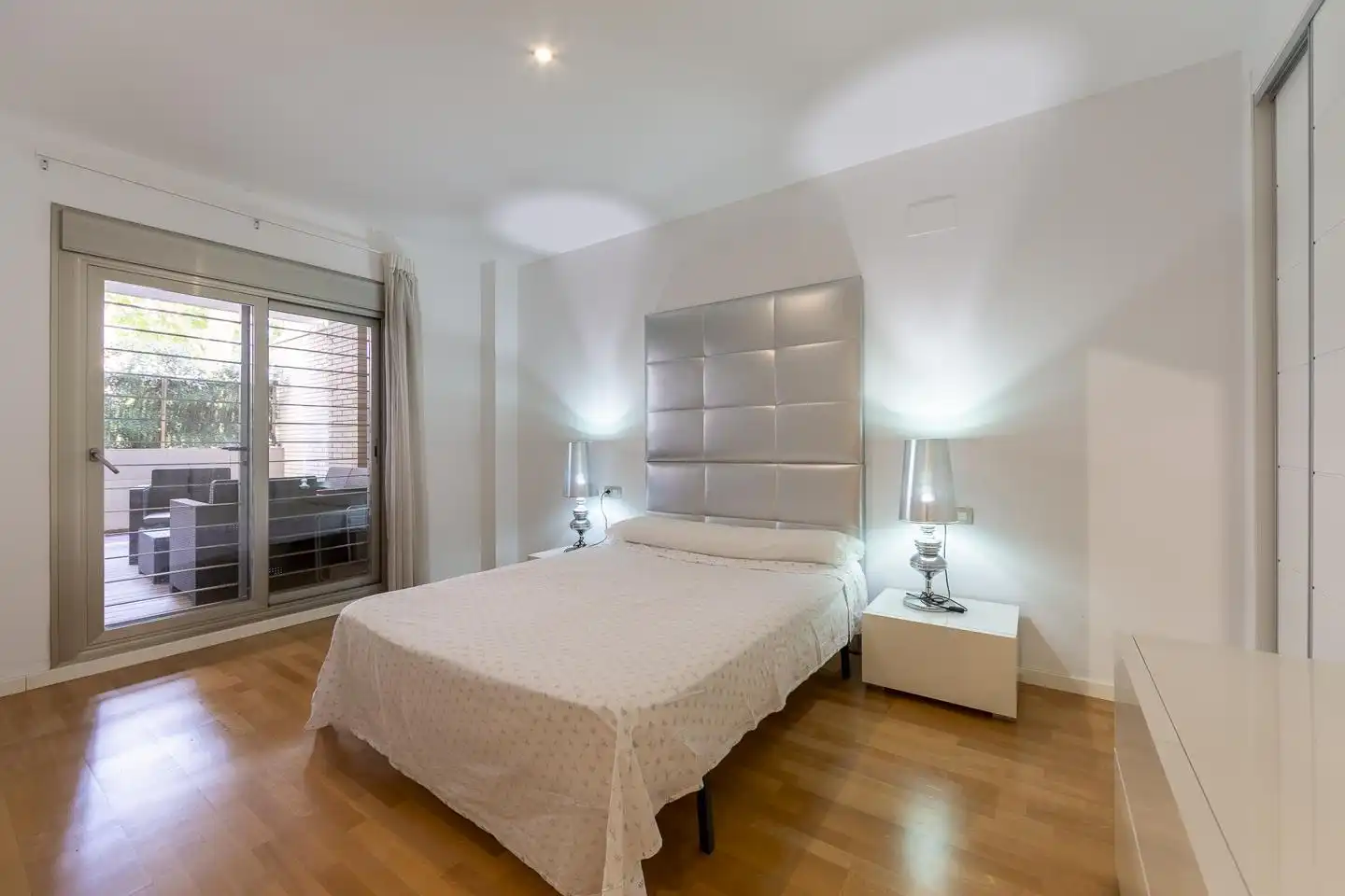 Habitación de Planta baja en venta en Almería con Aire acondicionado, Terraza y Trastero