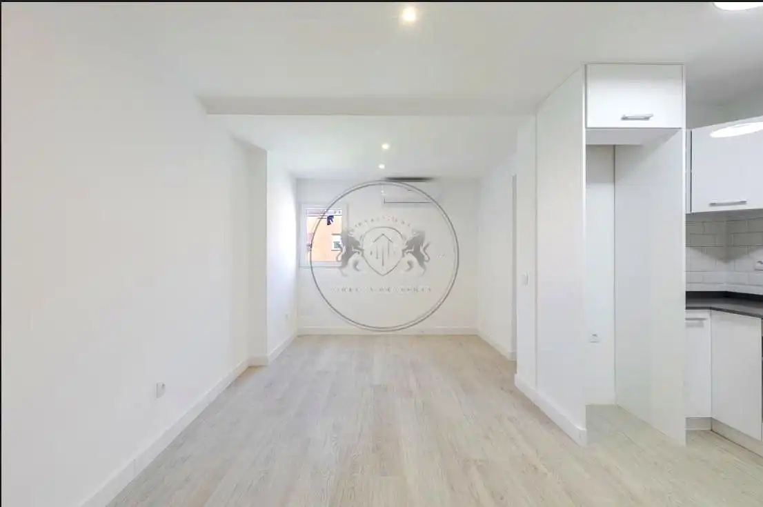 Flat for sale in Valdemoro  with Air Conditioner and Heating