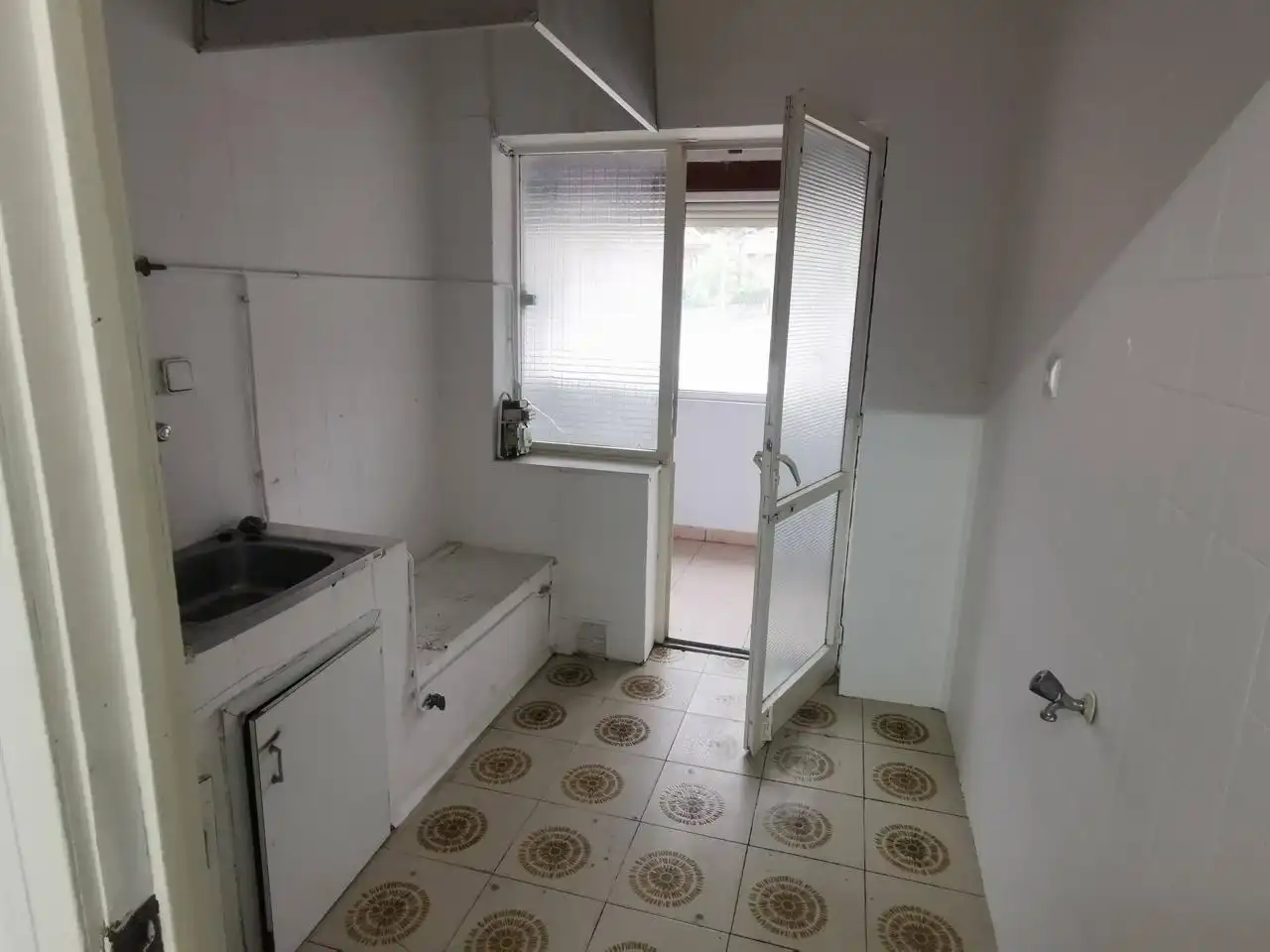 Cuina de Local de lloguer en Piélagos