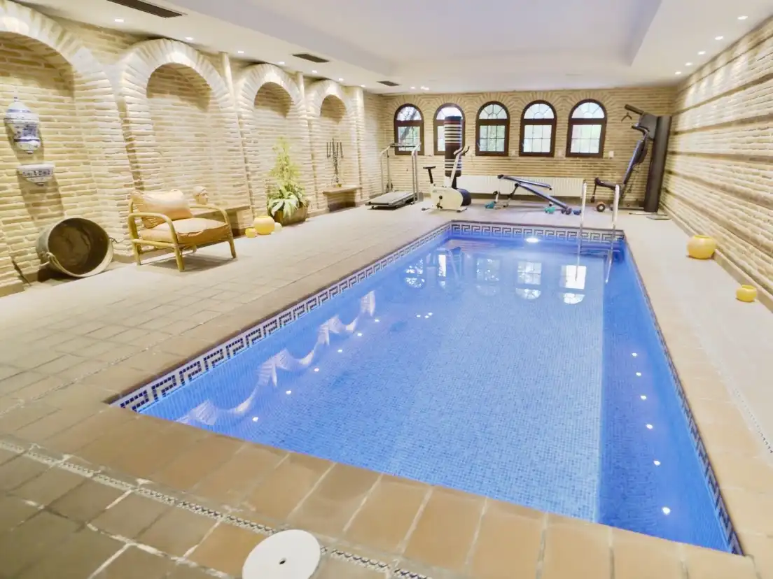Piscina de Casa o chalet en venta en Las Rozas de Madrid con Aire acondicionado, Calefacción y Jardín privado