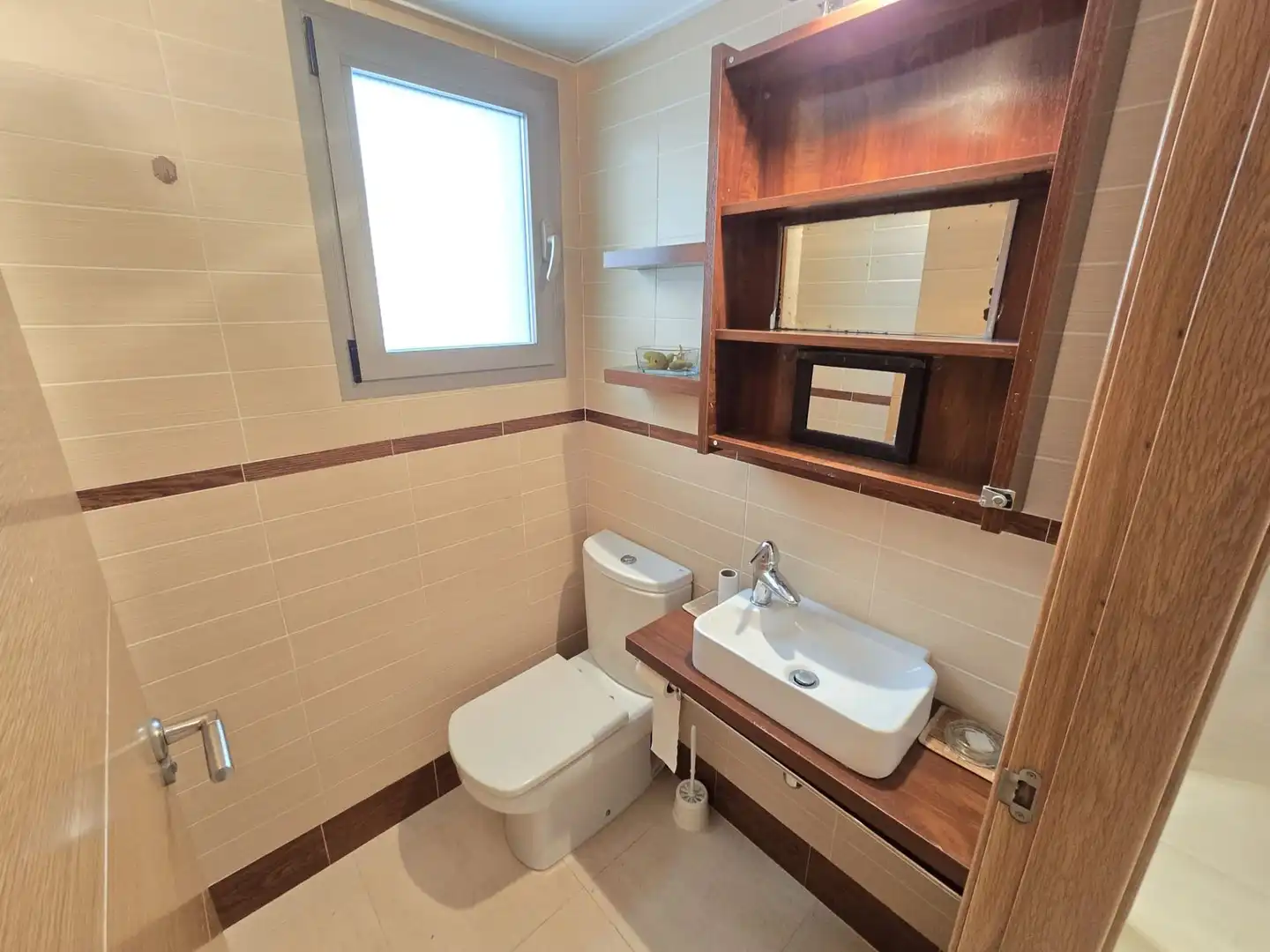 Bany de Apartament en venda en Torrevieja amb Aire condicionat