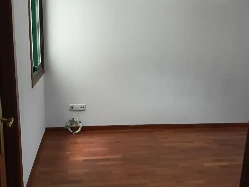 Habitación de Piso de alquiler en Arteixo con Calefacción, Parquet y Amueblado