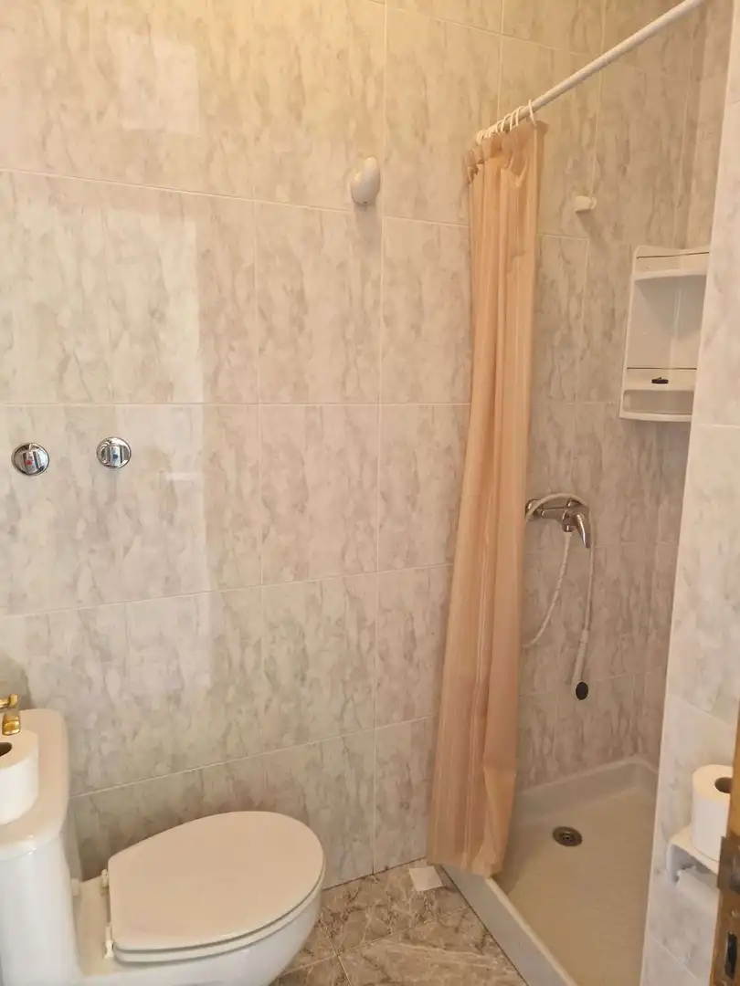 Baño de Local de alquiler en Lousame con Amueblado