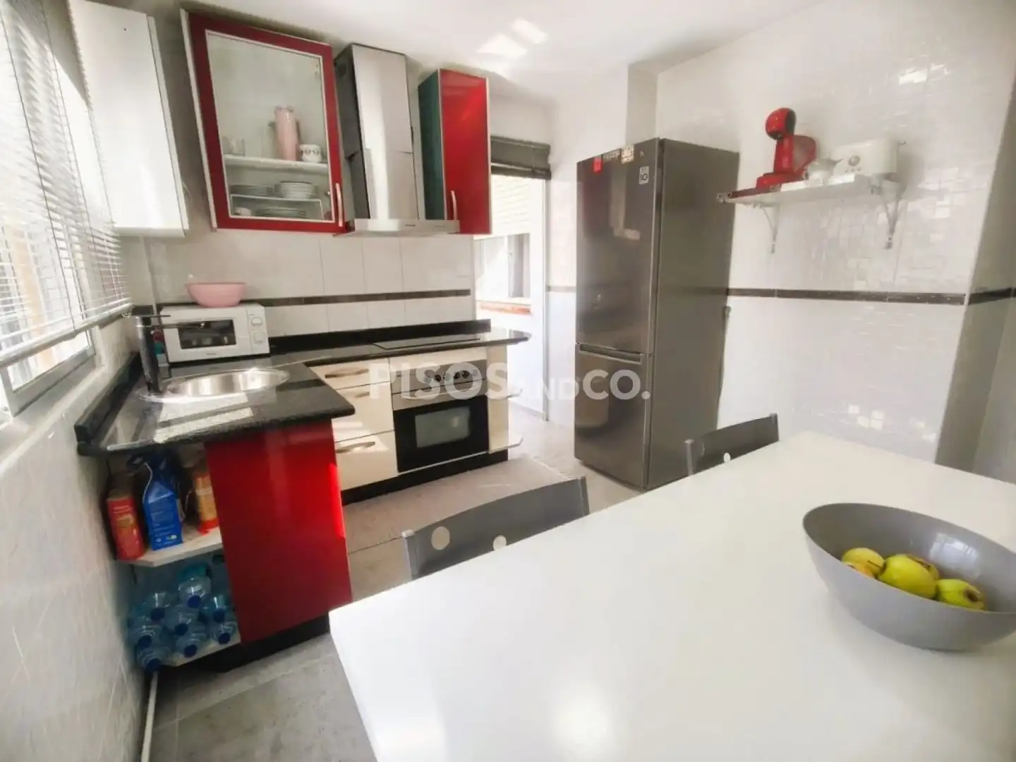 Cocina de Piso en venta en Cambre  con Calefacción, Trastero y Amueblado