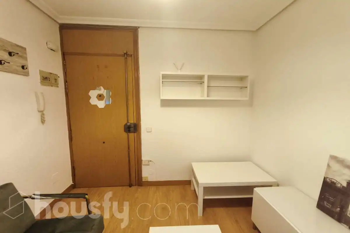 Habitación de Piso de alquiler en Madrid con Calefacción y Amueblado