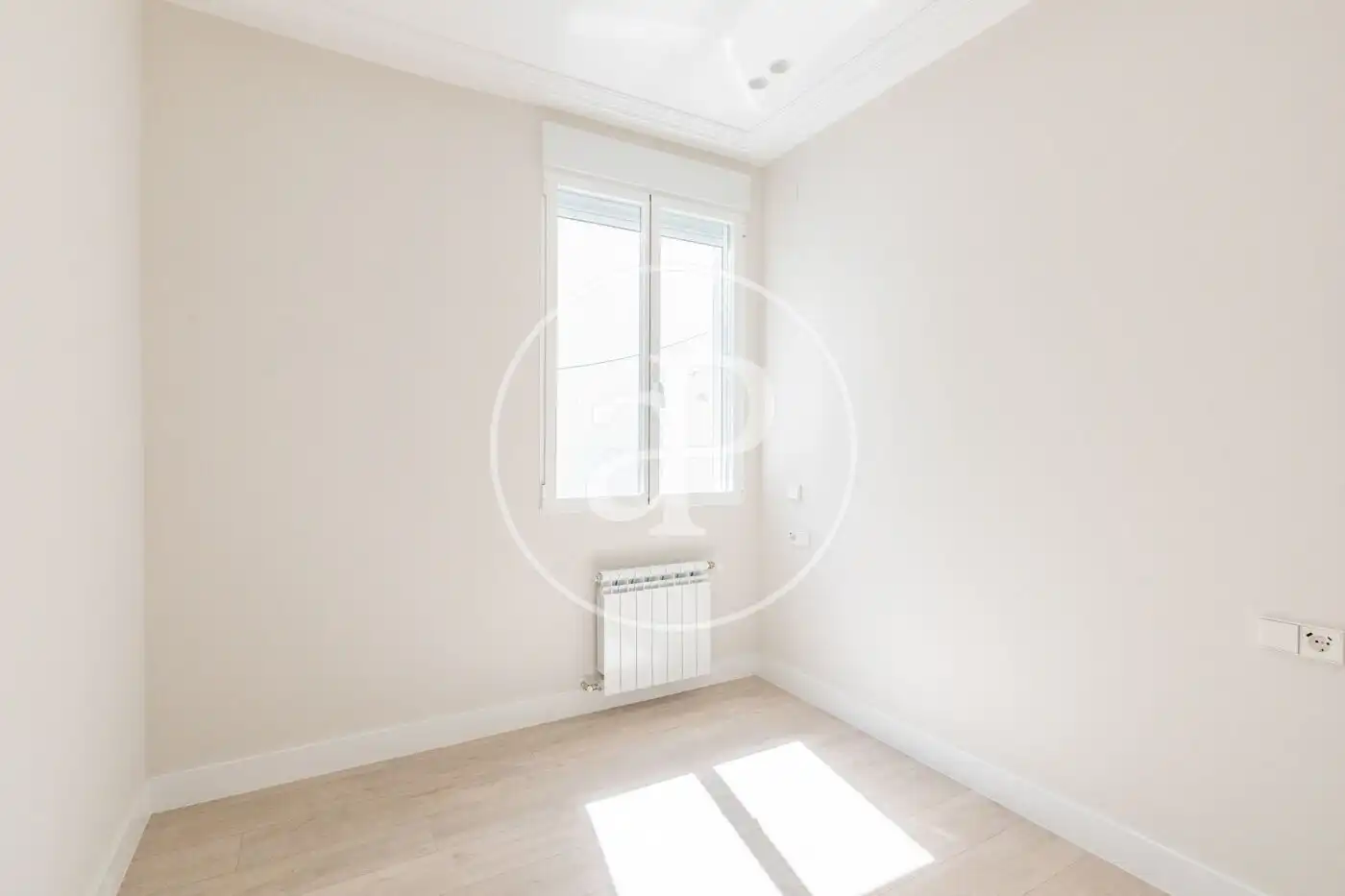 Flat for sale in Calle del Conde de Romanones, Embajadores - Lavapiés