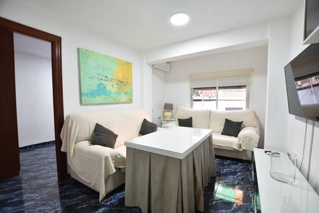 Piso en Alquiler en Calle Ebro en Barrio de Zaidín