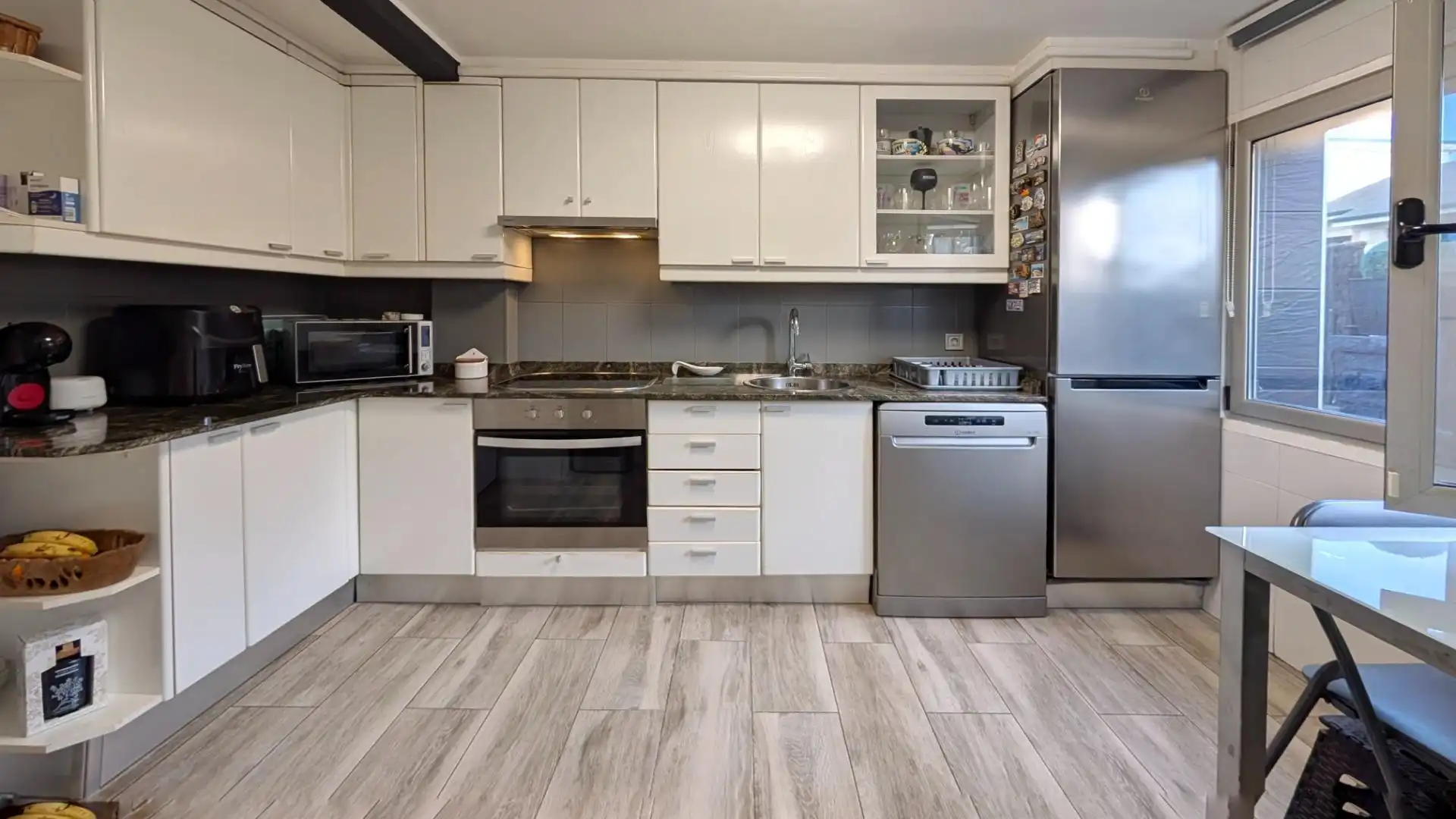 Cocina de Casa o chalet en venta en Santander con Calefacción, Jardín privado y Trastero