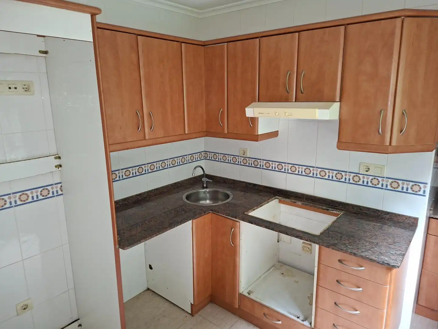 Cuina de Dúplex en venda en Mieres (Asturias) amb Calefacció, Parquet i Traster
