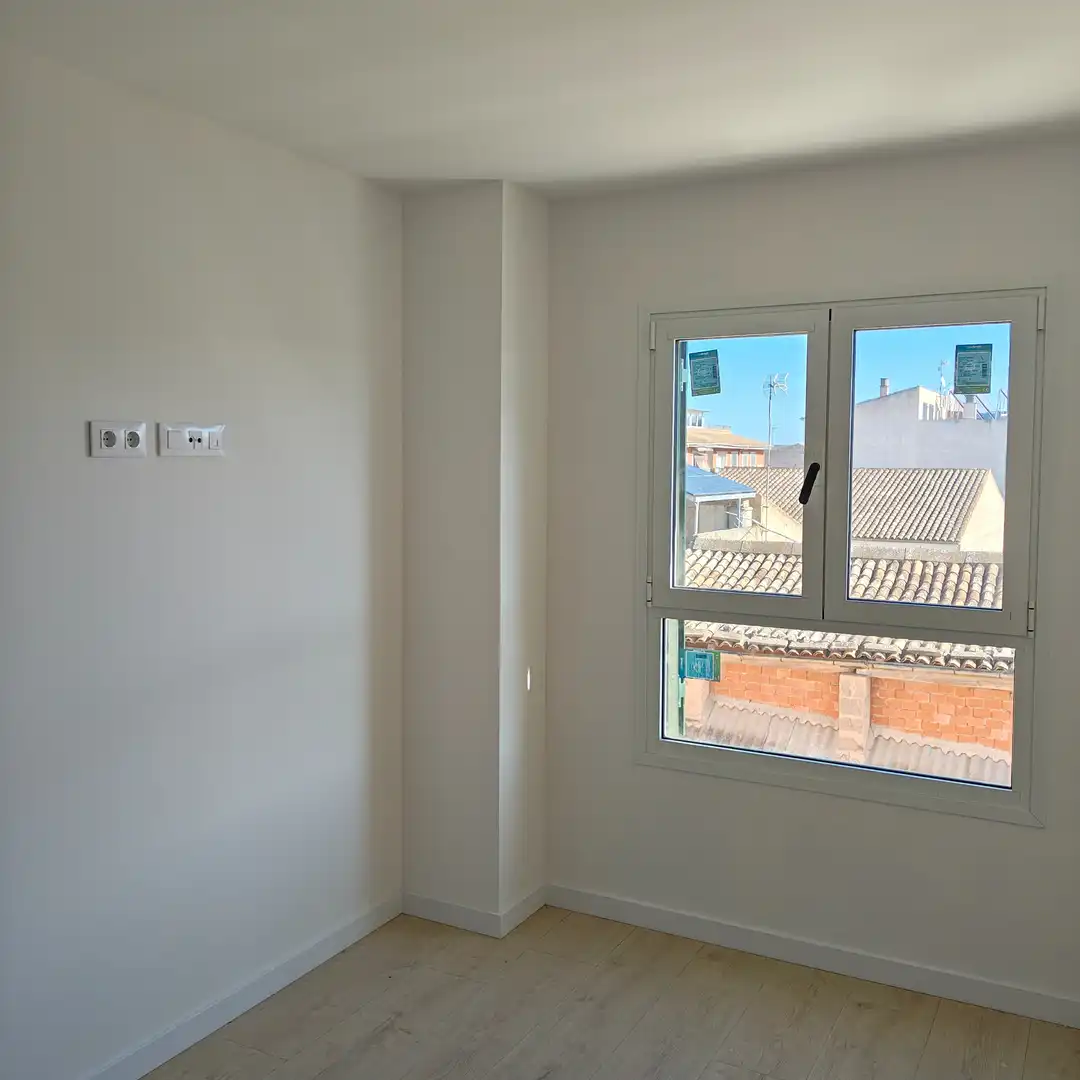 Flat with terrace for sale in Campos poble, imagen 5