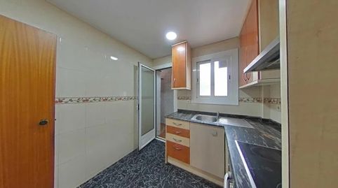Foto 4 de Piso en venta en Plaça de Miquel Julià, Sant Vicenç Dels Horts, Barcelona