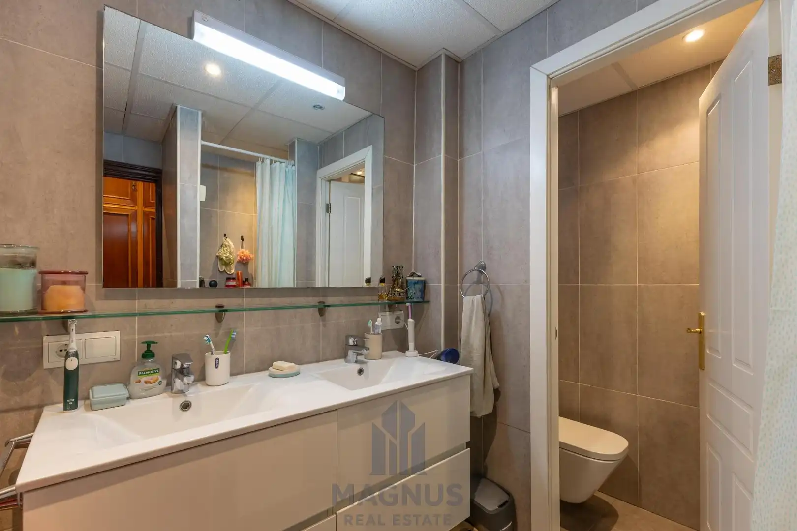 Piso en venta en Plaza ARTUR PIERA, Nou Moles