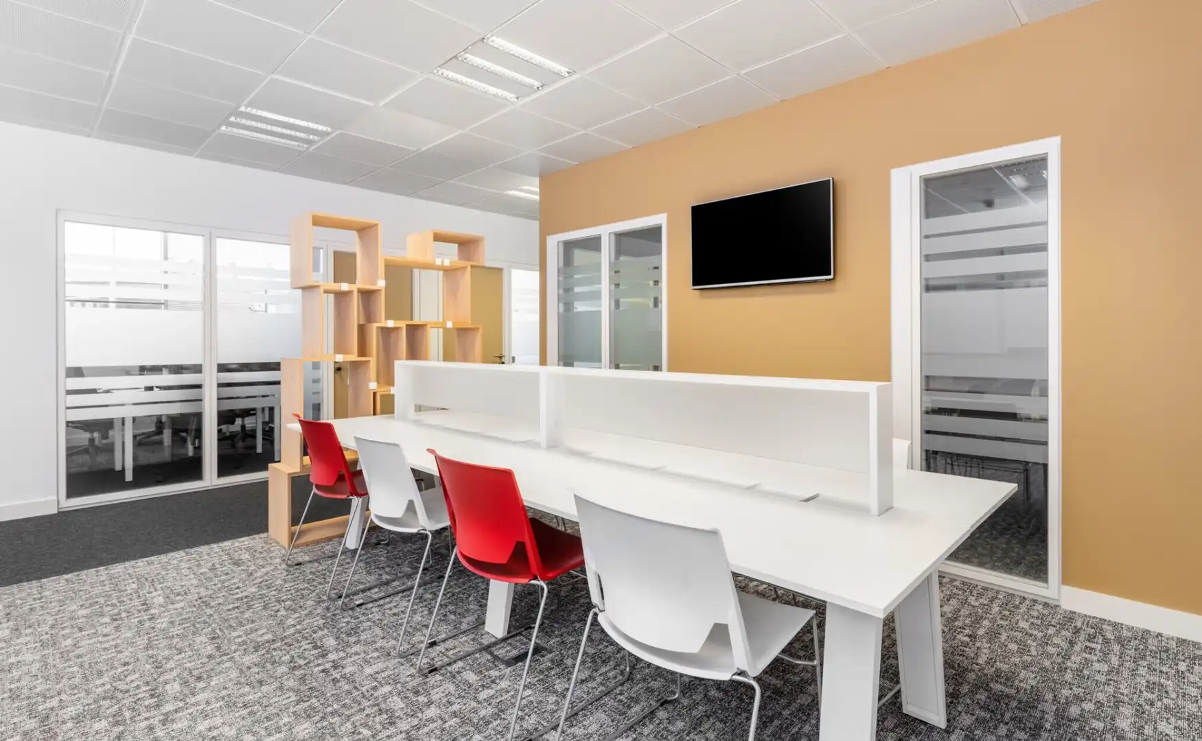 Büro zur Miete in Madrid mit Klimaanlage und Heizung