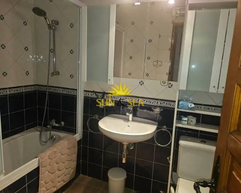 Baño de Apartamento de alquiler en Torre-Pacheco con Aire acondicionado, Calefacción y Piscina