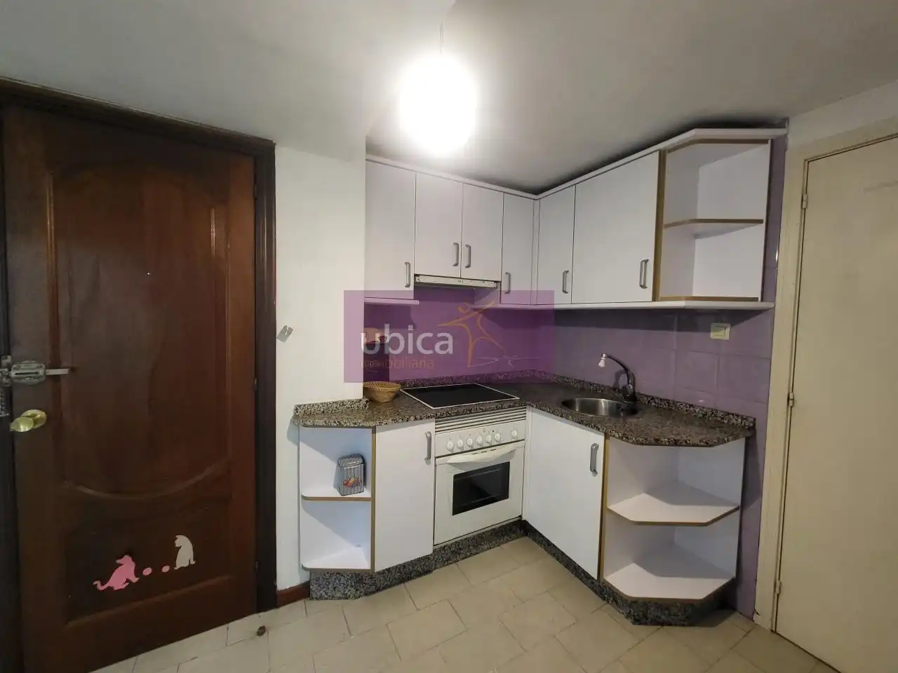 Kitchen of Flat for sale in Vigo 
