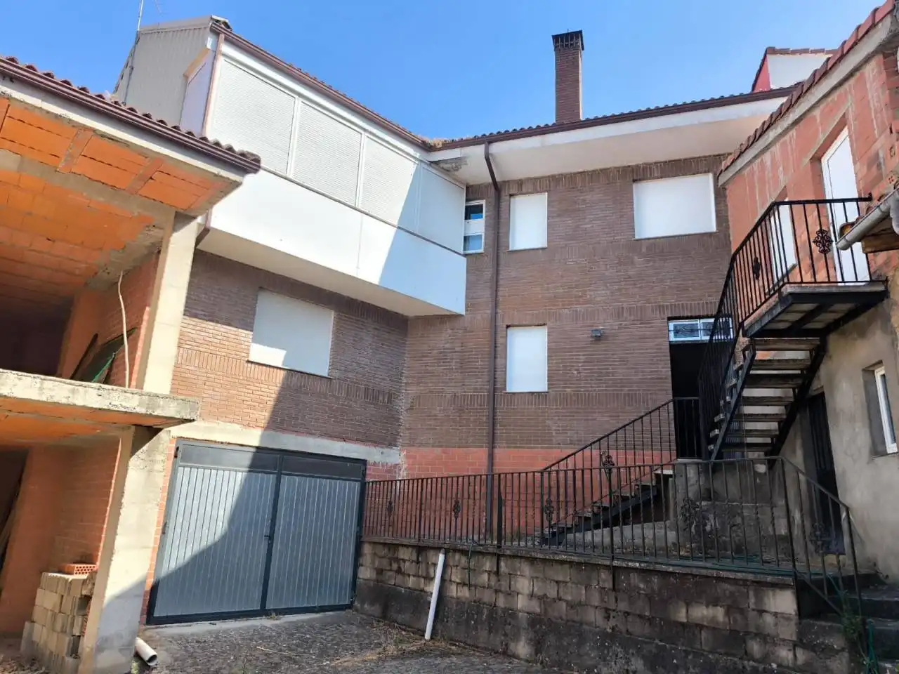 Vista exterior de Casa o chalet en venta en Vegaquemada con Calefacción y Jardín privado