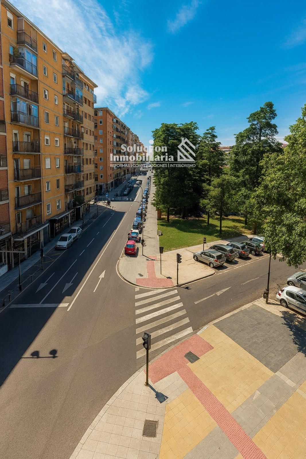 Exterior view of Flat for sale in Salamanca Capital  with Terrace, Storage room and Furnished