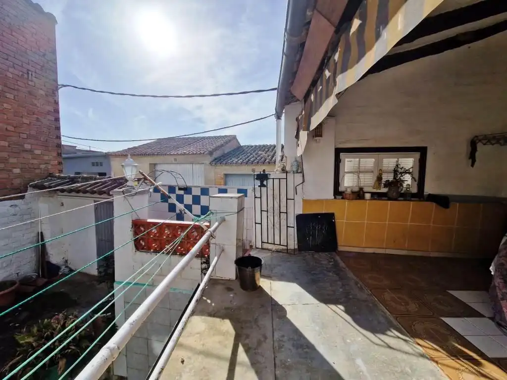 Vista exterior de Casa o xalet en venda en Alcampell amb Jardí privat, Terrassa i Balcó