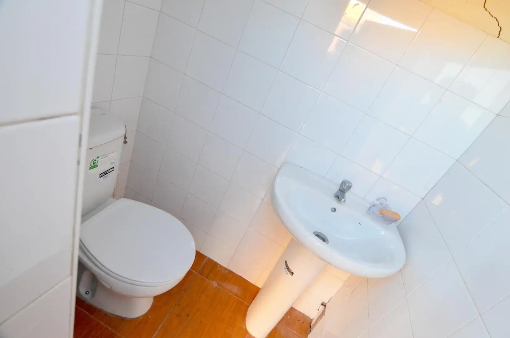 Bathroom of Industrial buildings for sale in Calvarrasa de Arriba