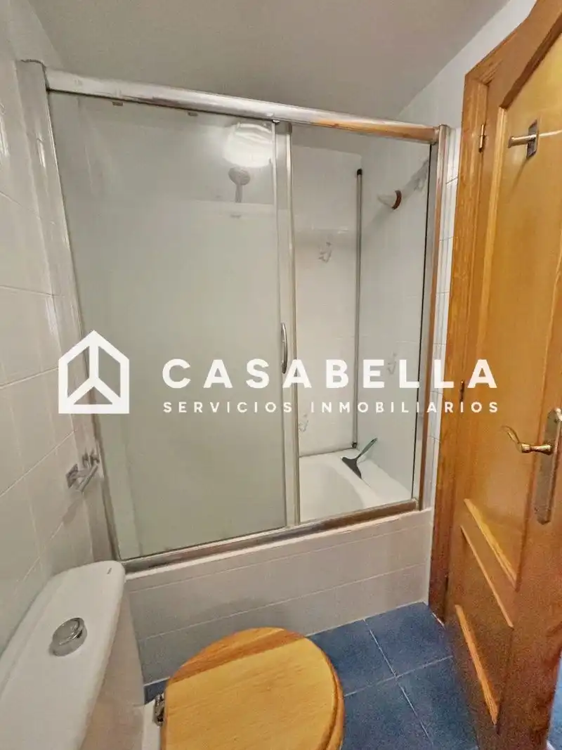 Baño de Ático en venta en Valencia con Aire acondicionado, Calefacción y Terraza