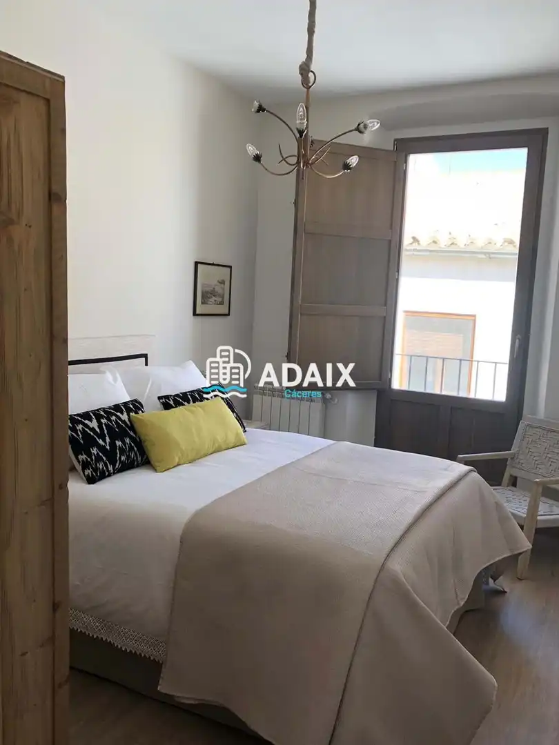Flat for rent in C. Caleros, Casco Antiguo