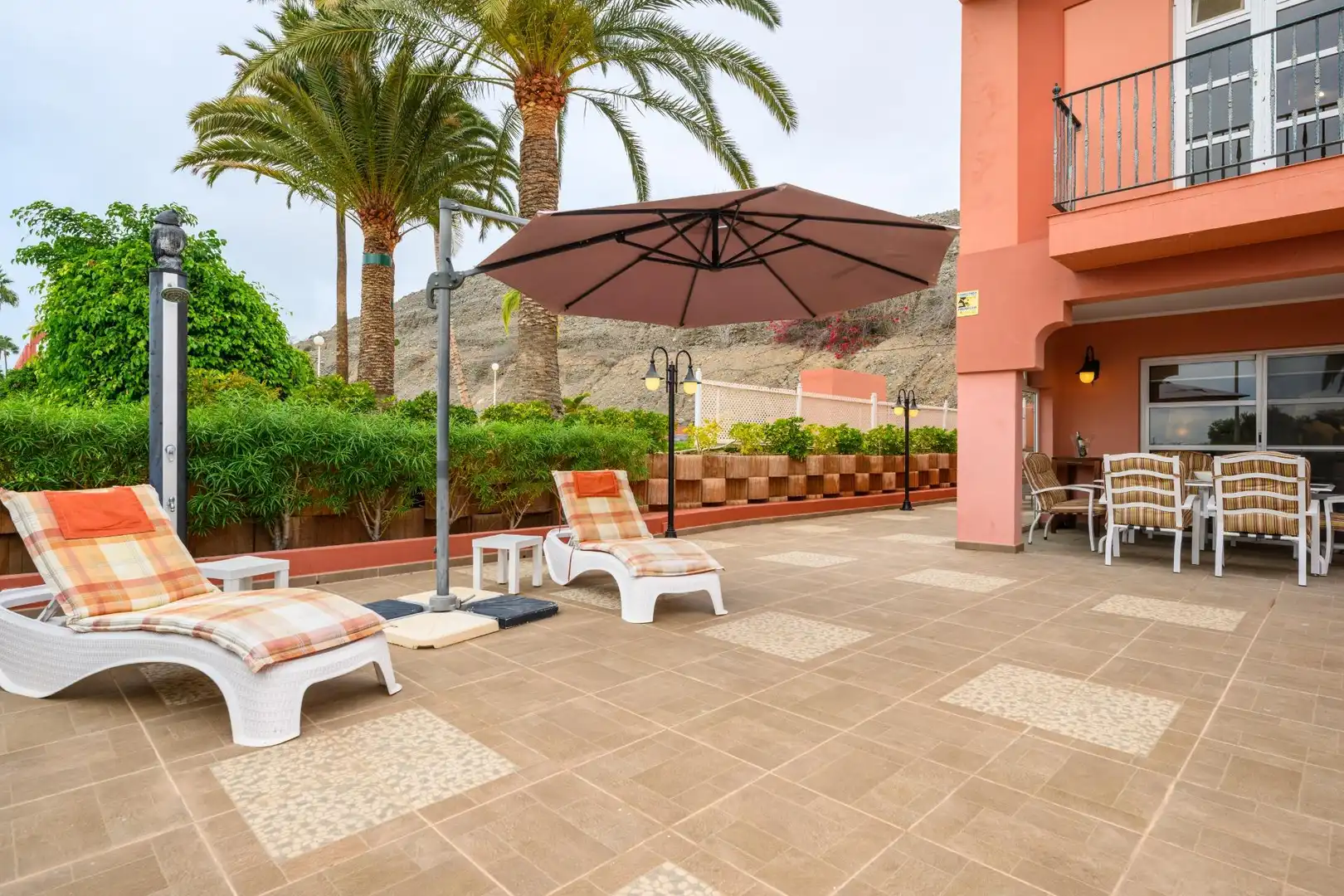 Terrasse von Einfamilien-Reihenhaus zur Miete in San Bartolomé de Tirajana mit Klimaanlage, Privatgarten und Terrasse