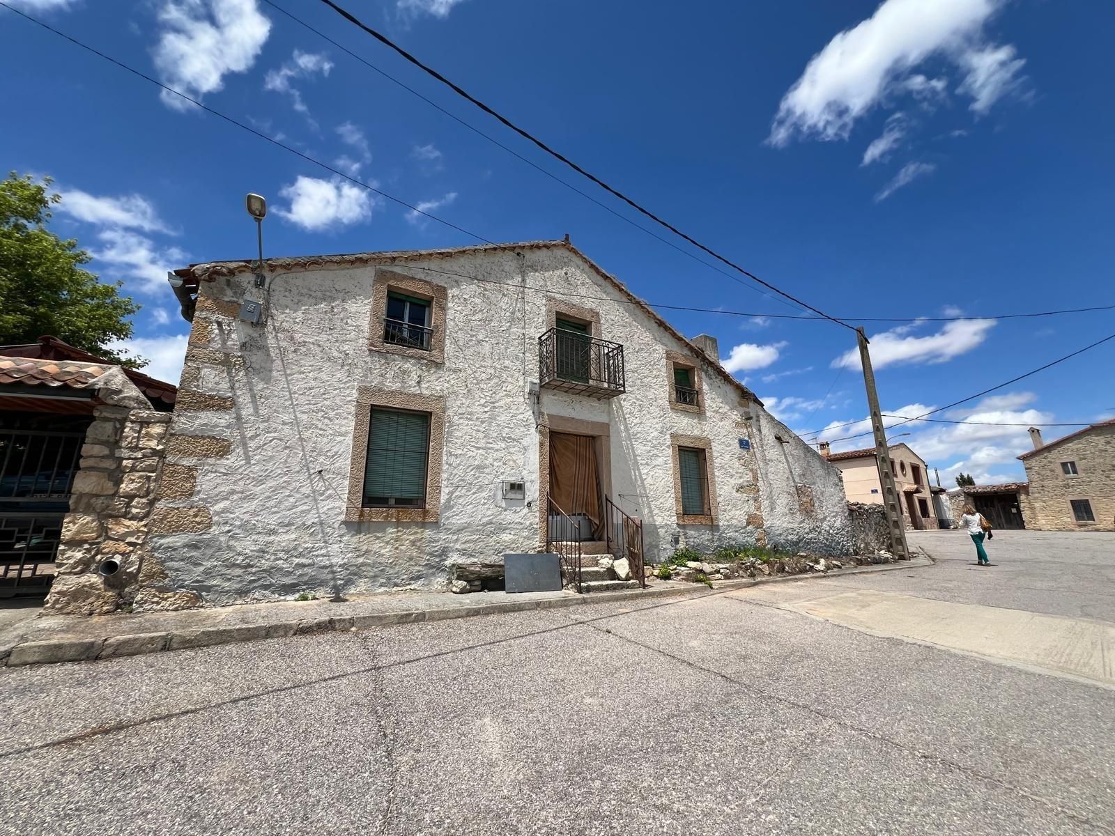 Exterior view of Country house for sale in Santa Marta del Cerro  with Private garden