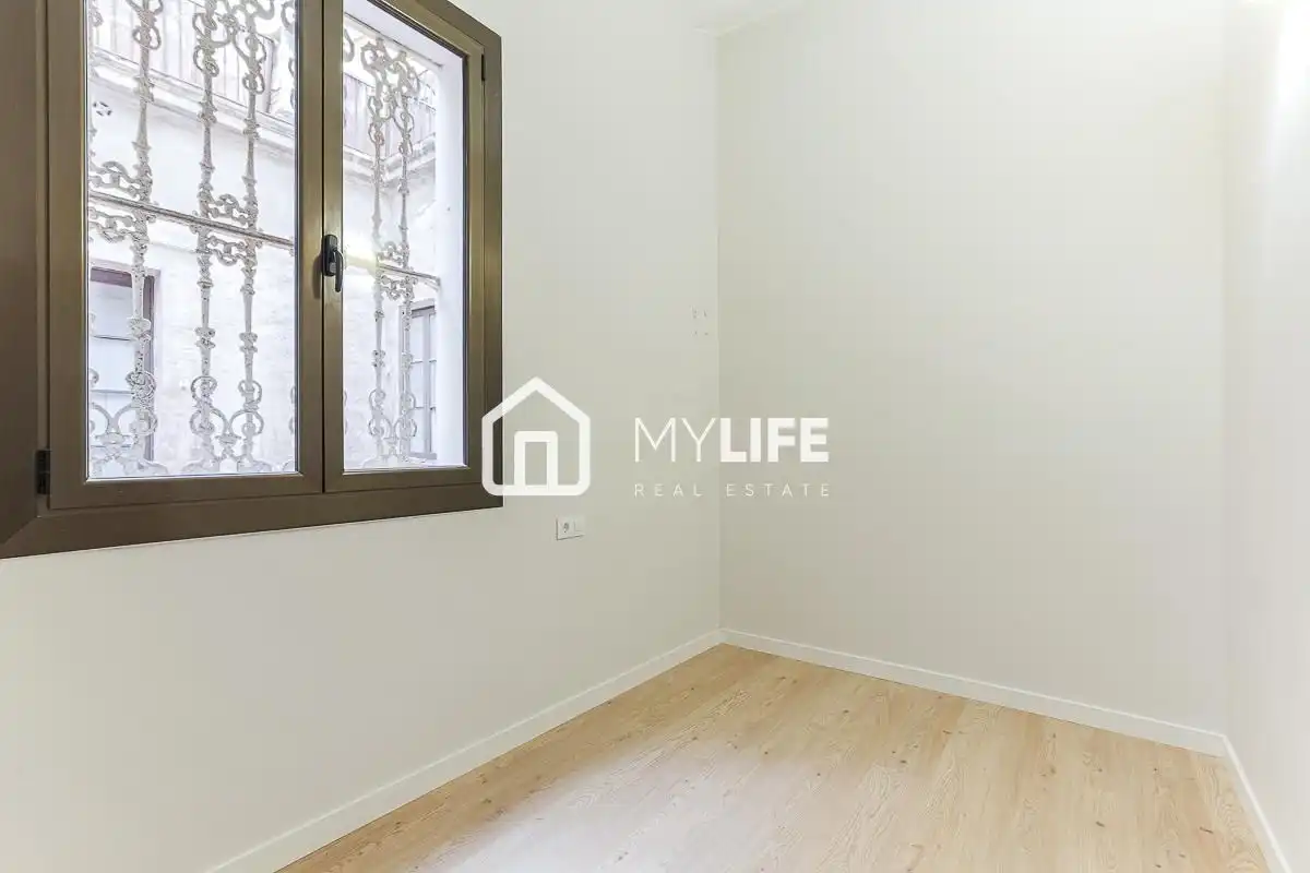Habitación de Planta baja en venta en Barcelona con Aire acondicionado y Parquet