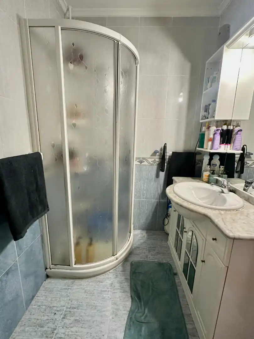 Bany de Pis en venda en Barakaldo  amb Moblat