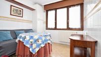 Schlafzimmer von Wohnung zum verkauf in Basauri  mit Heizung