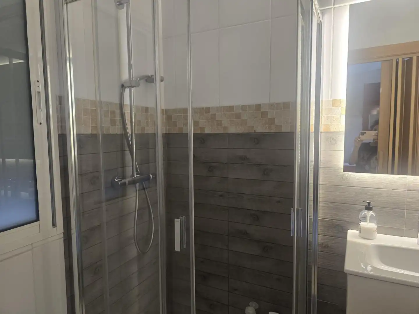 Bany de Àtic de lloguer en Murcia amb Aire condicionat, Terrassa i Moblat