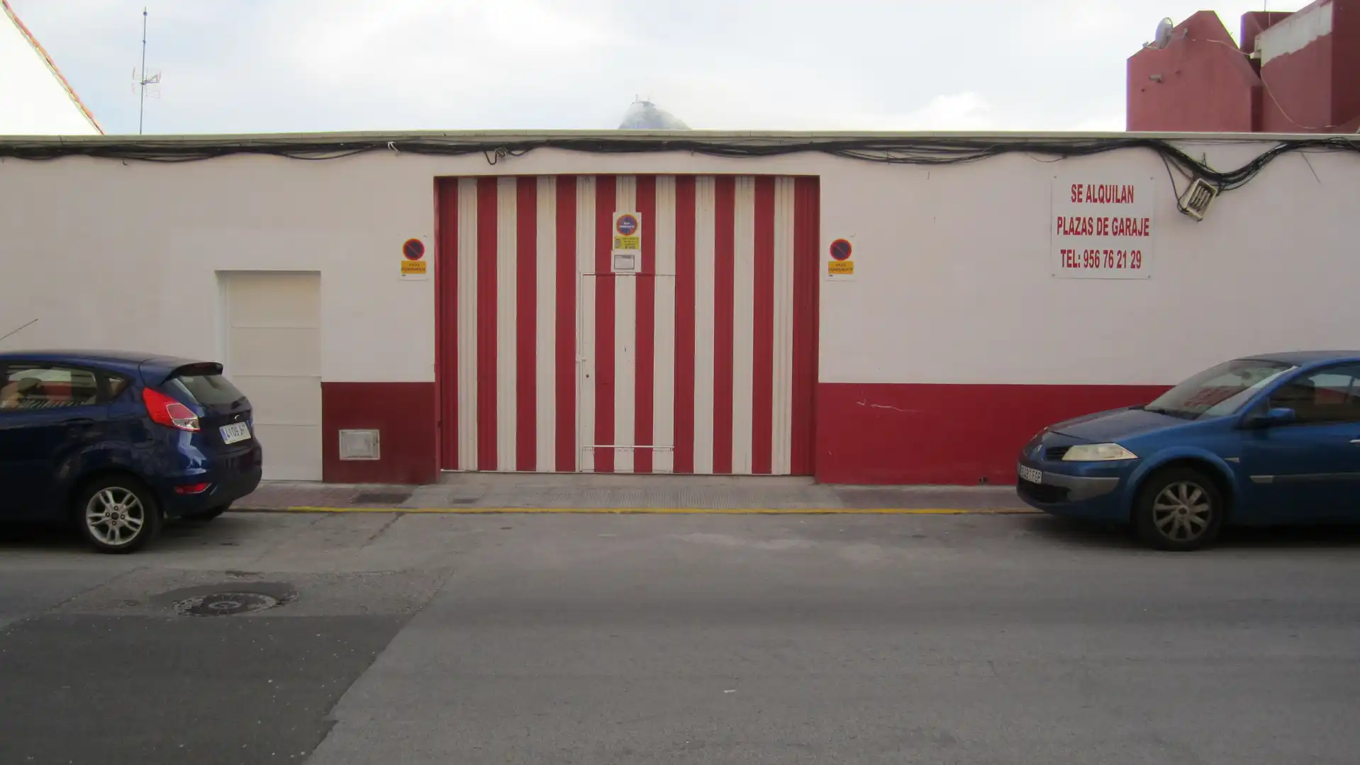 Garage zur Miete in Calle Jardines, 52, Santa Bárbara - Ciudad Deportiva