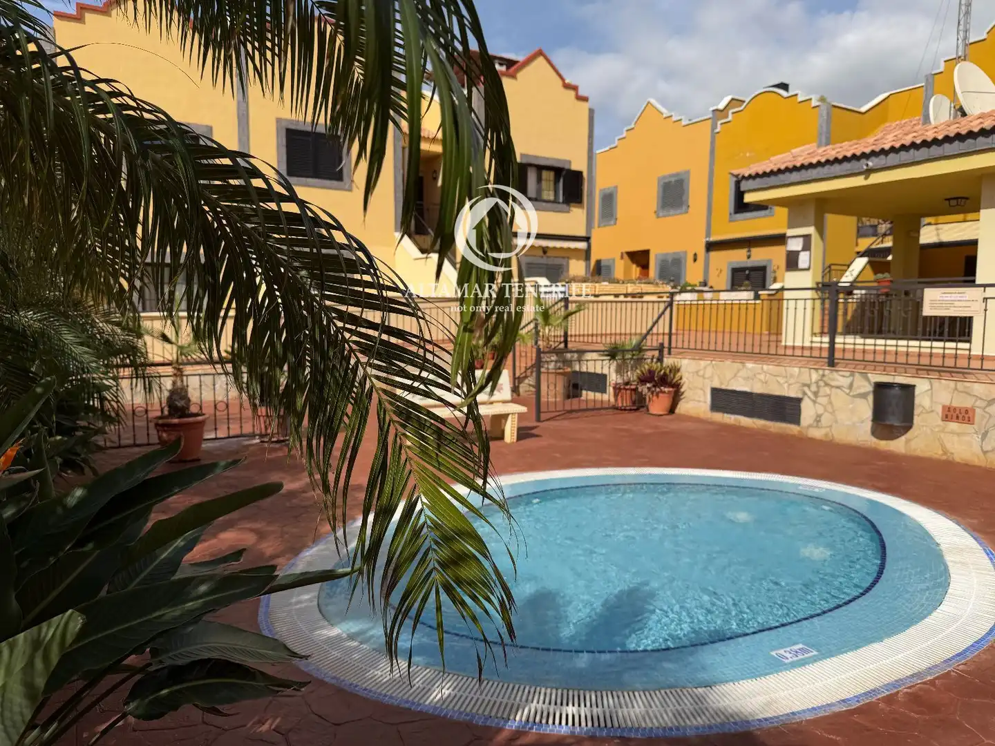 Piscina de Apartament en venda en Adeje amb Terrassa, Traster i Piscina