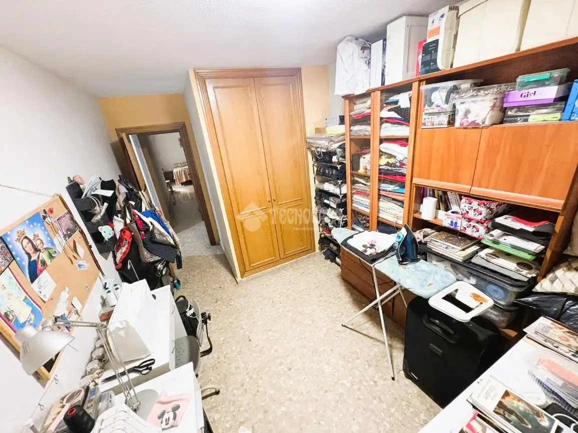Habitación de Piso en venta en Valencia con Aire acondicionado y Balcón