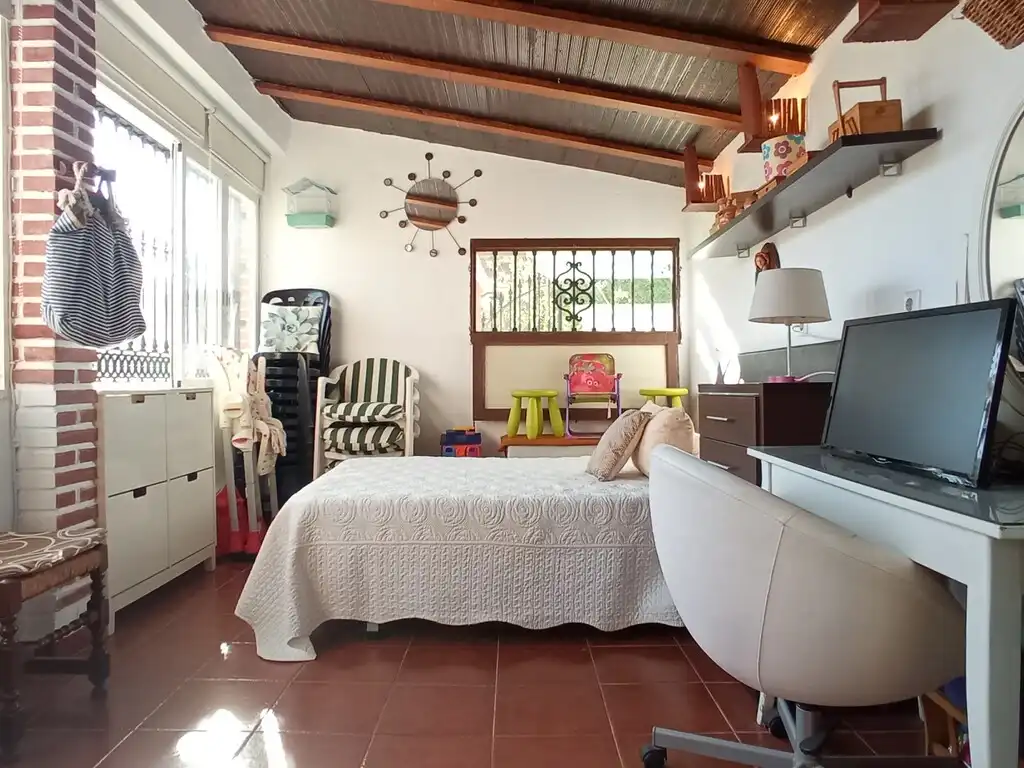Dormitori de Casa o xalet en venda en Vélez-Málaga amb Aire condicionat, Terrassa i Piscina