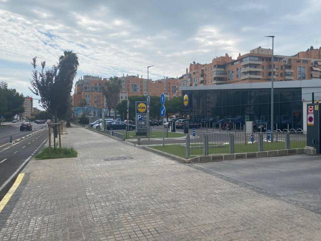 Local comercial en Venta en Nou Campanar