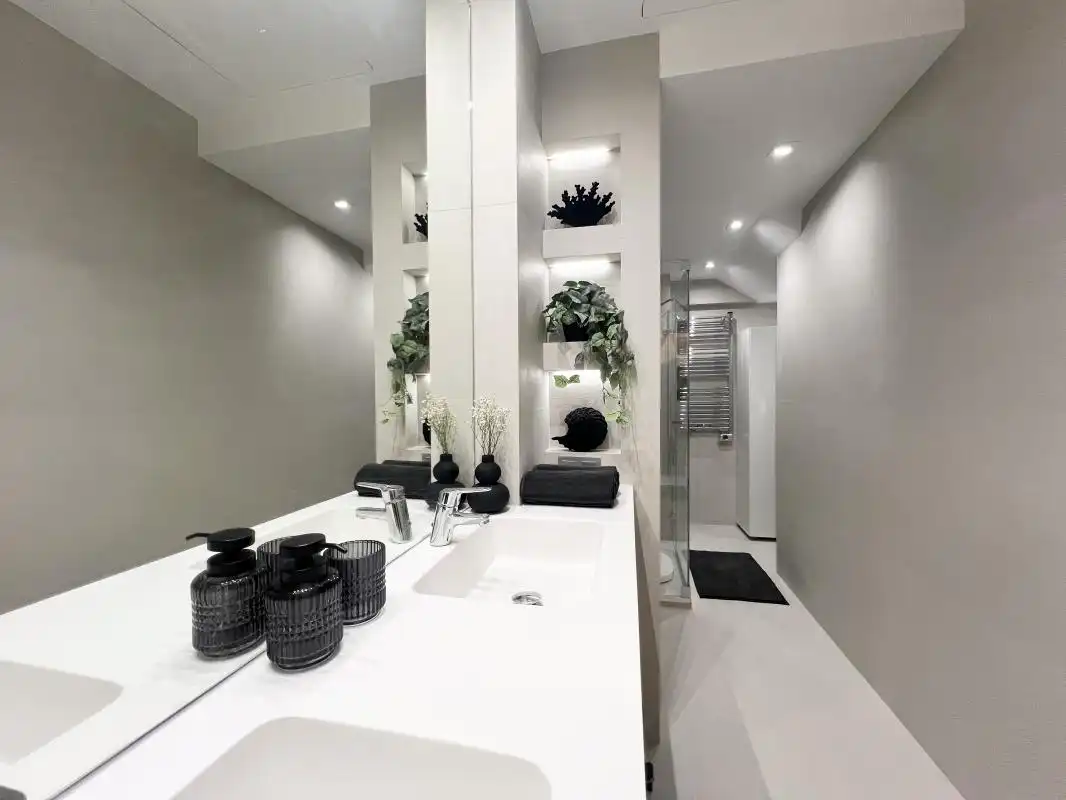 Baño de Planta baja en venta en Madrid con Aire acondicionado y Calefacción