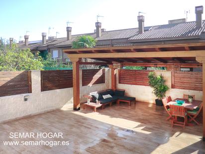 Terrasse von Einfamilien-Reihenhaus zum verkauf in San Fernando de Henares mit Klimaanlage und Terrasse