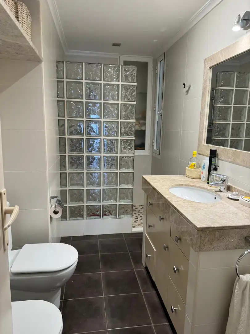 Bany de Casa o xalet en venda en Alcázar de San Juan amb Calefacció, Terrassa i Balcó