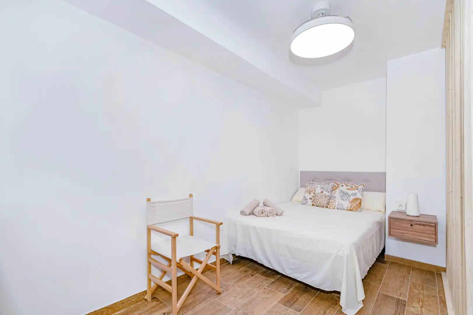 Habitación de Apartamento en venta en Granada con Calefacción y Parquet