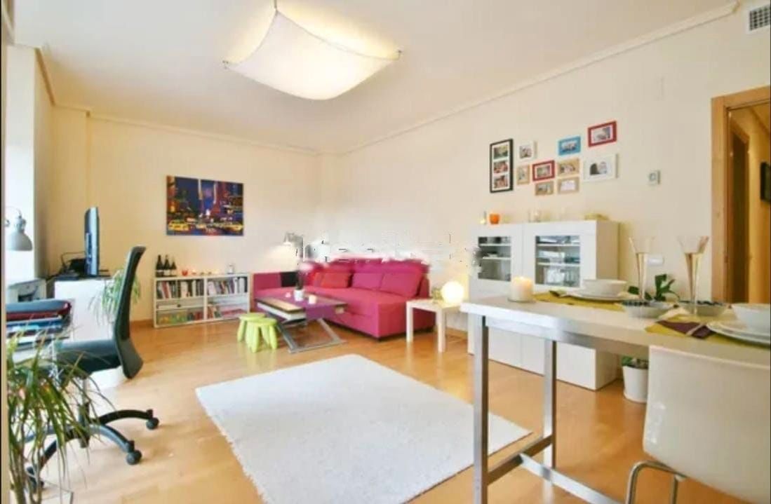 Sala d'estar de Pis en venda en  Almería Capital amb Aire condicionat, Calefacció i Balcó