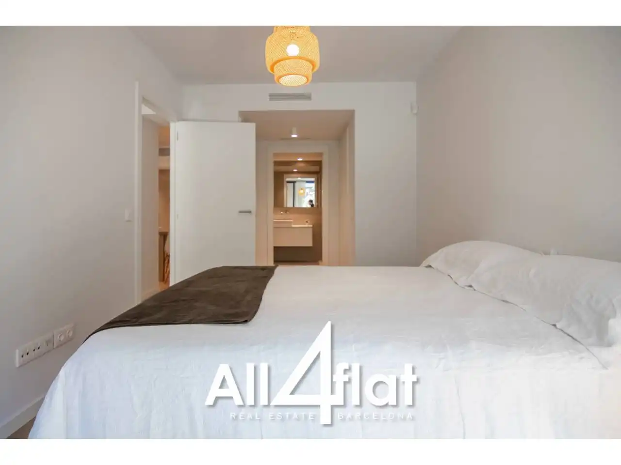 Bedroom of Flat for rent in Barcelona  with Air Conditioner, Heating and Furnished