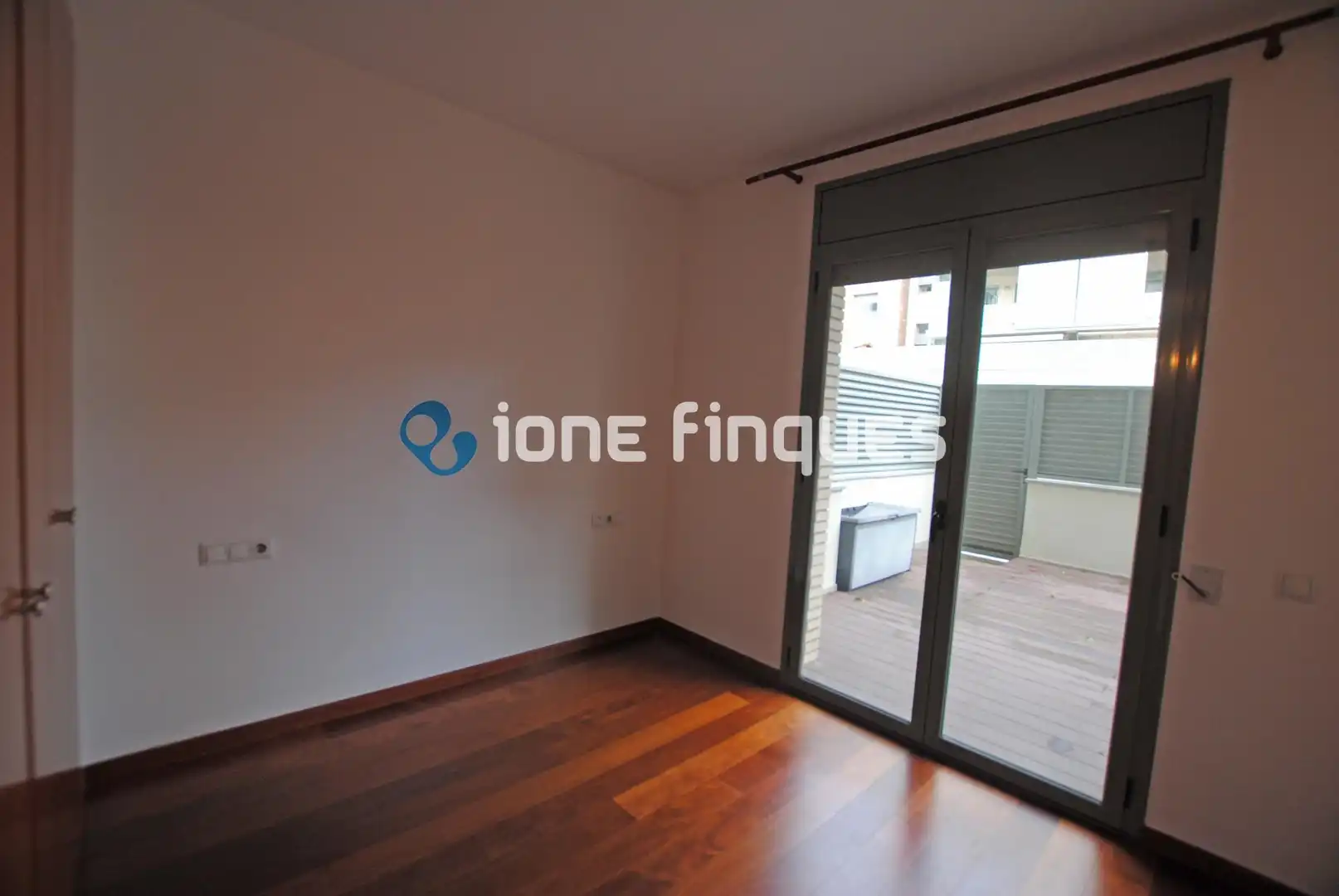 Schlafzimmer von Wohnung zum Verkauf in Sant Cugat del Vallès mit Heizung, Privatgarten und Terrasse