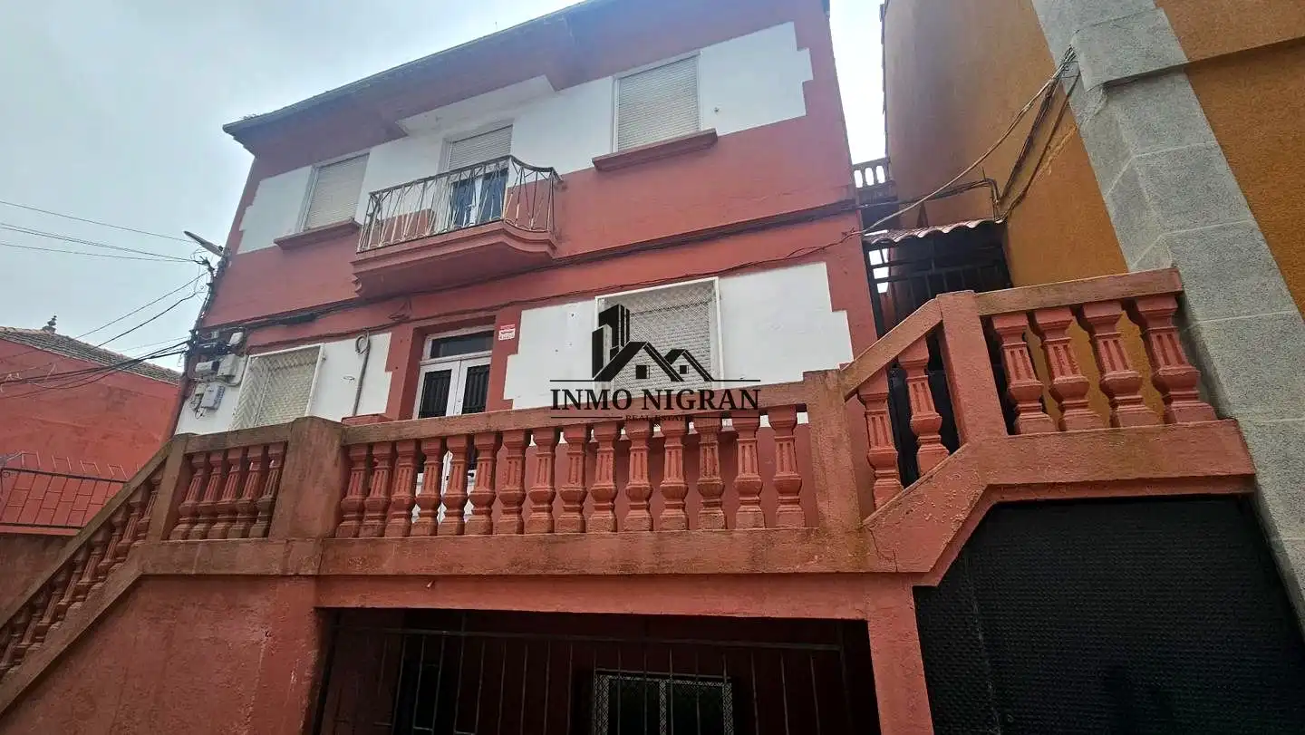 Casa con terraza en venta en Rúa Montecelo Alto, imagen 2